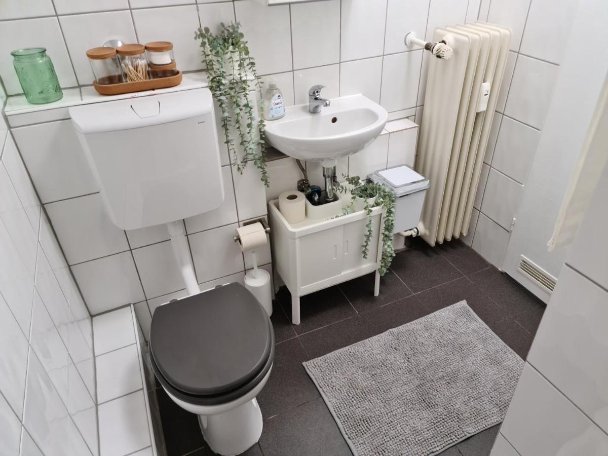 Schoene Ferienwohnung Im Zentrum Mit Self Check-In Und Free Wifi Essen Kültér fotó